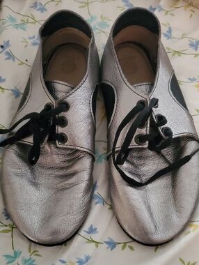 Softstar size 5 Womens 6.5/Mens 4.5